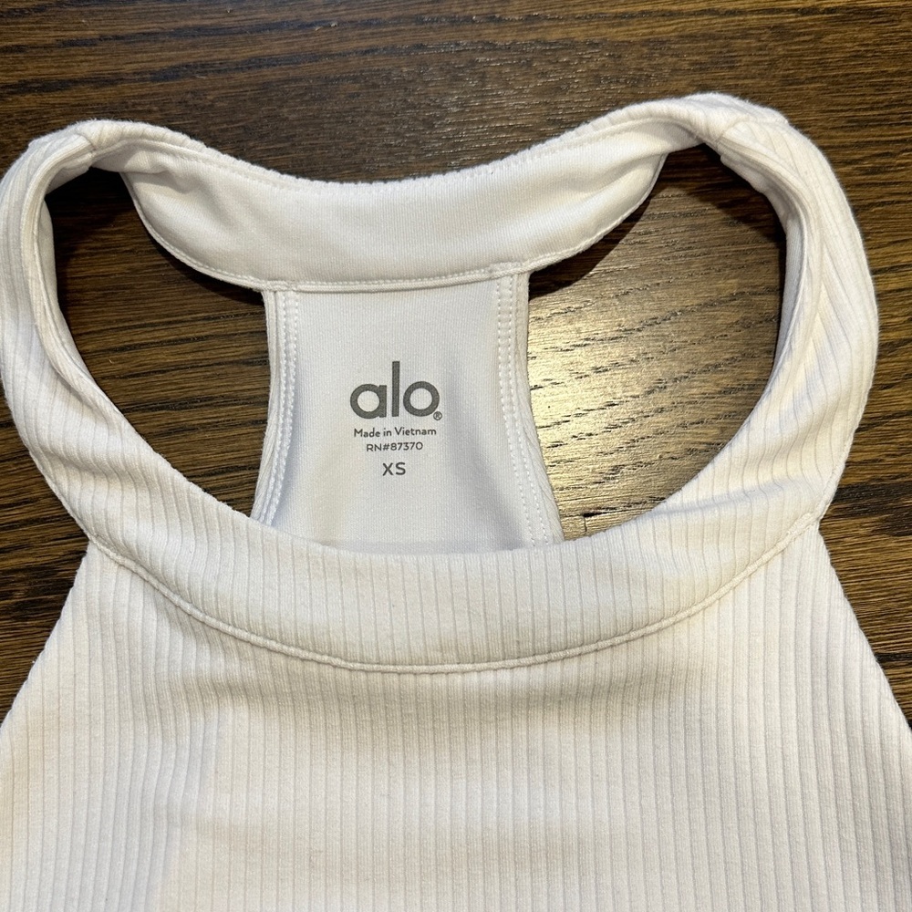 ALO Yoga Ribbed Tank Top - Picture 5 of 5